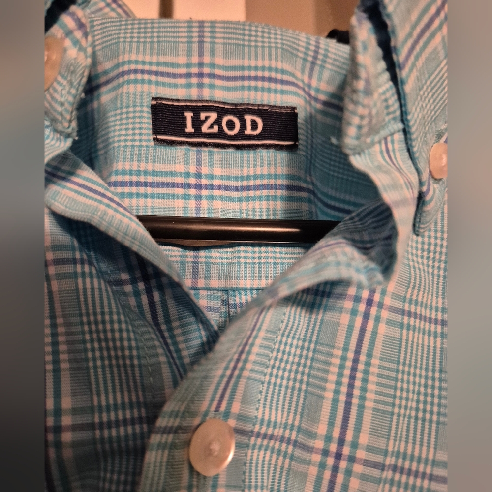 Izod Men's Light Blue Checkered Shirt